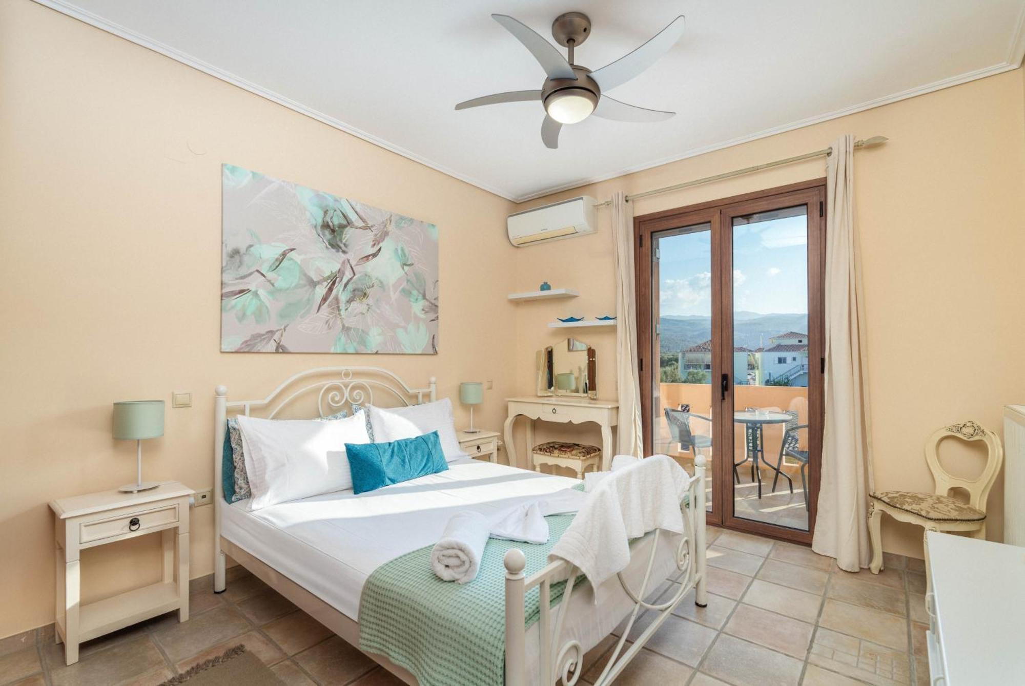 Celine Deluxe Apartment Lefkada City ภายนอก รูปภาพ
